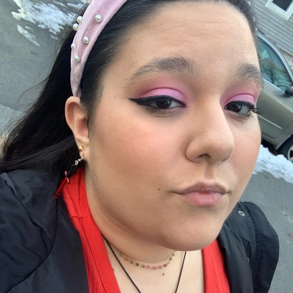 Meet your Posher, Sonia - Picture 1 of 1